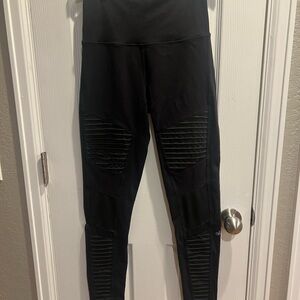 ALO Yoga Black Leggings